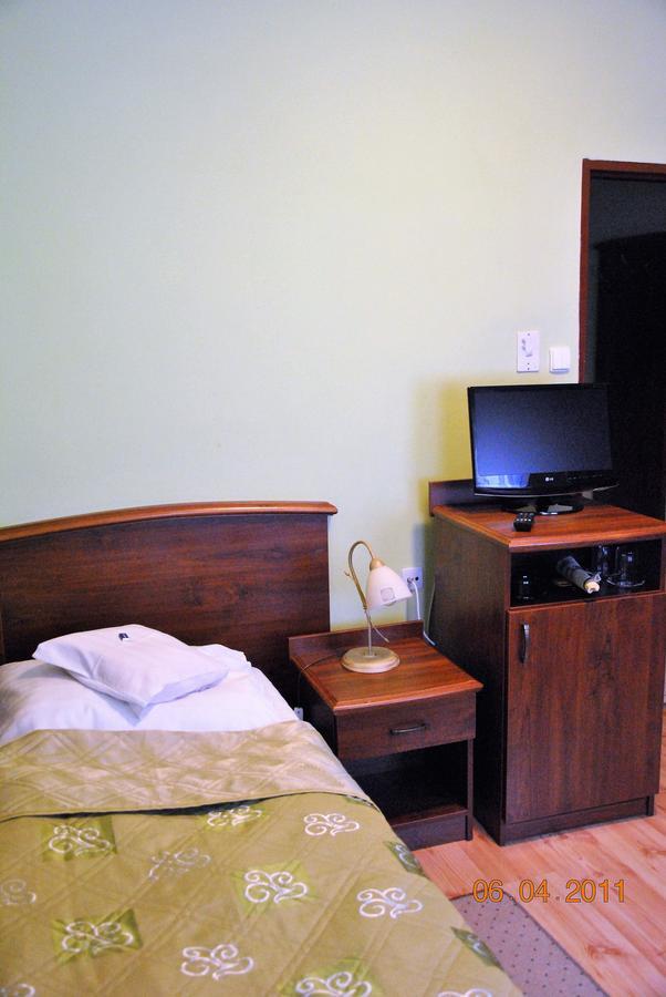 Moniuszko Hotel Дужники Здрой Екстериор снимка